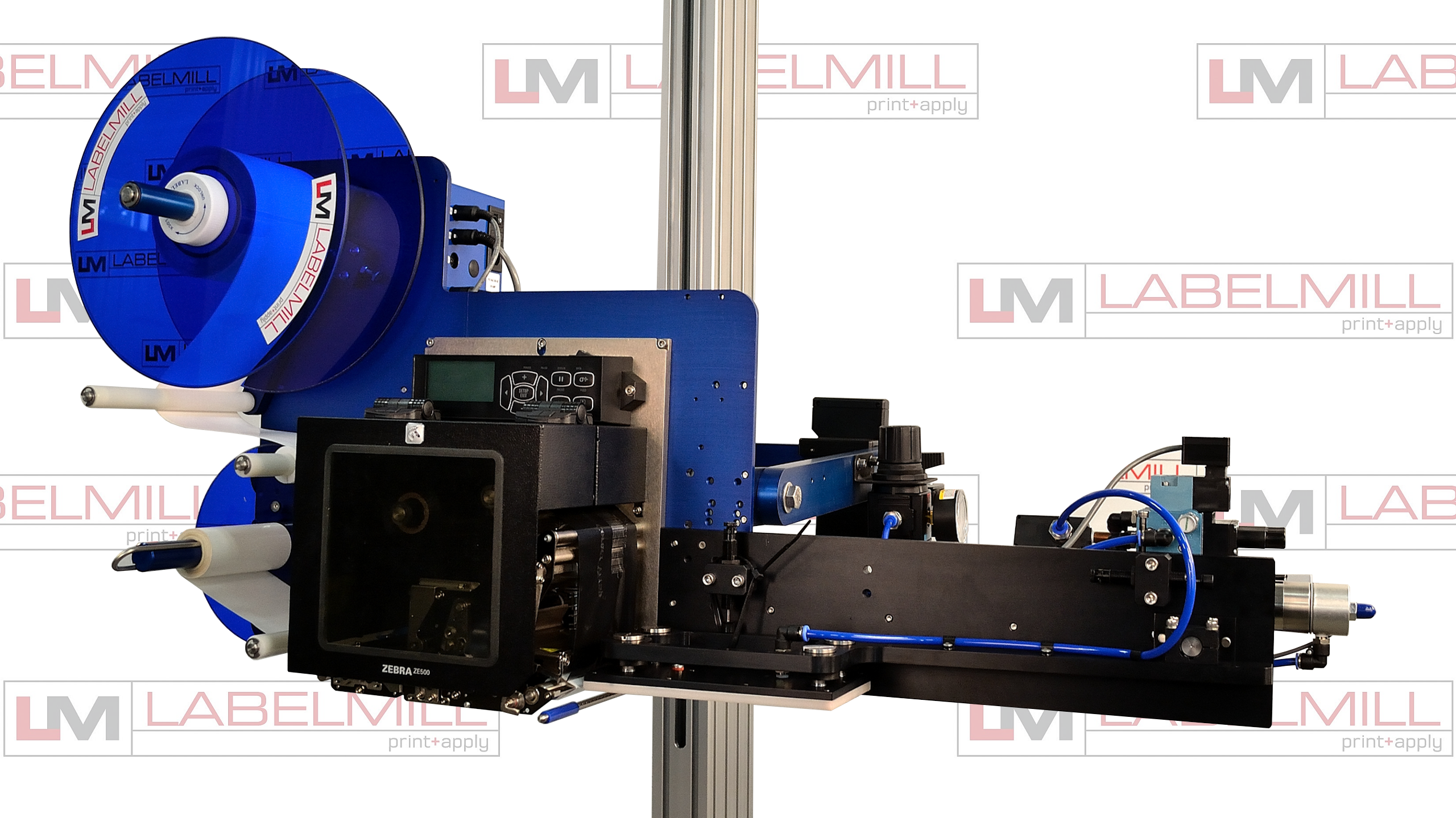 LM3606 Print & Apply Corner-Wrap Label Applicator